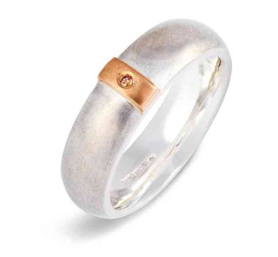 Cognac Linear Ring
