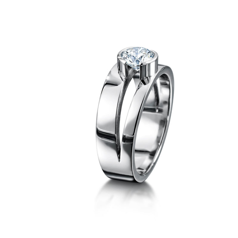 Platinum Split Band Ring 02